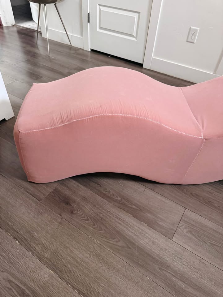 Vintage Postmodern Rose Pink Velvet Ripple Wave Squiggle Bench by Laurinda Spear — FloralHaus Vintage Utah