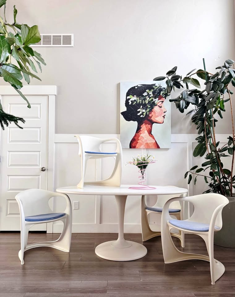 Vintage Post Modern 1970’s Space Age Dining Set w/Cantilever Sculptural Arm Chairs w/Blue Velvet Uph — FloralHaus Vintage Utah