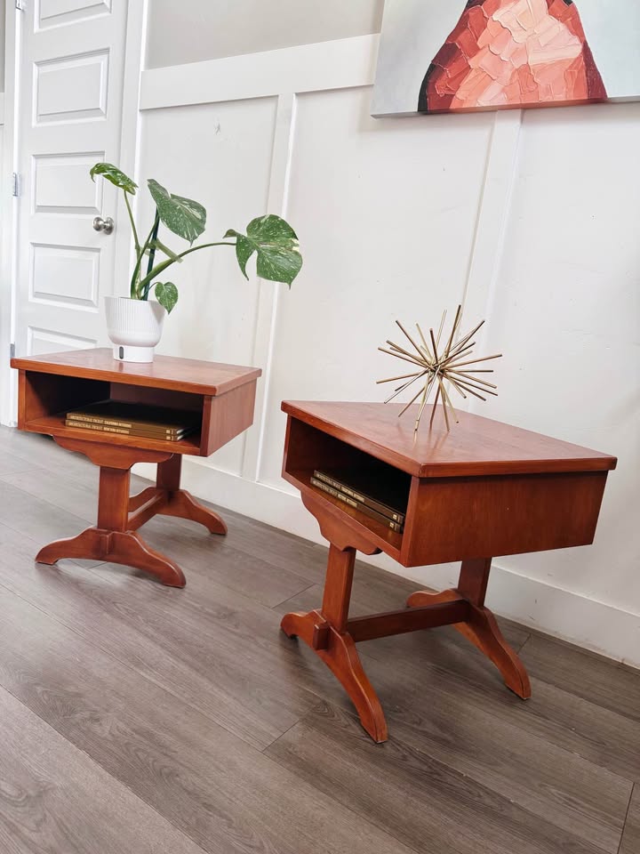 Pair of Vintage 1960’s Mid Century/Early American Open Gallery Nightstands or Side Tables w/Sculptur — FloralHaus Vintage Utah
