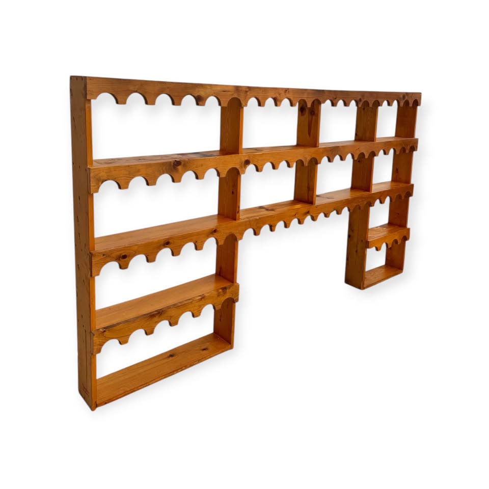 Handmade 4-Tier Large Scale Scalloped Pine Wood Wall Unit Etagere Wavy Curio Display Shelf Apothecar