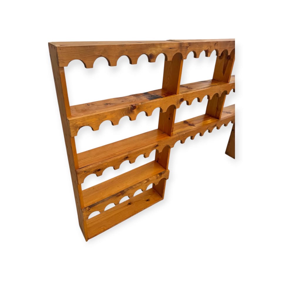 Handmade 4-Tier Large Scale Scalloped Pine Wood Wall Unit Etagere Wavy Curio Display Shelf Apothecar