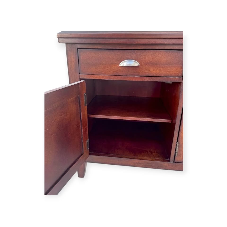 Modern 83" 4-Door Media Console Tv Stand Credenza w/Central Glass Doors & Flanking Side Cabinets w/Silver Hardware