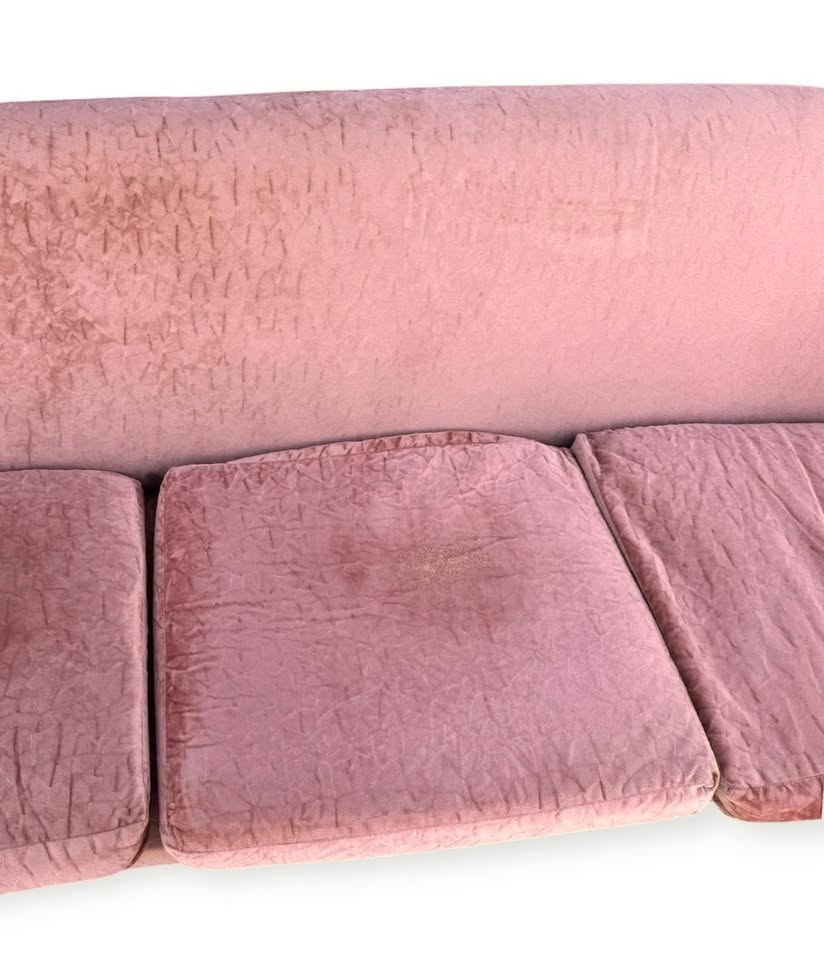 Vintage 1960's Mid Century Cameo Pink Crushed Velvet 3-Seater Ski Leg Egg Pod Sofa Couch