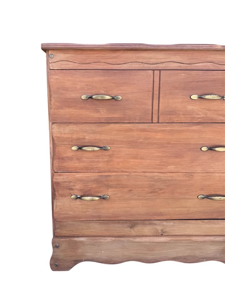 Vintage English Provincial 6-Drawer Dresser Credenza w/Organic Scalloped Apron & Gallery Back & Orig