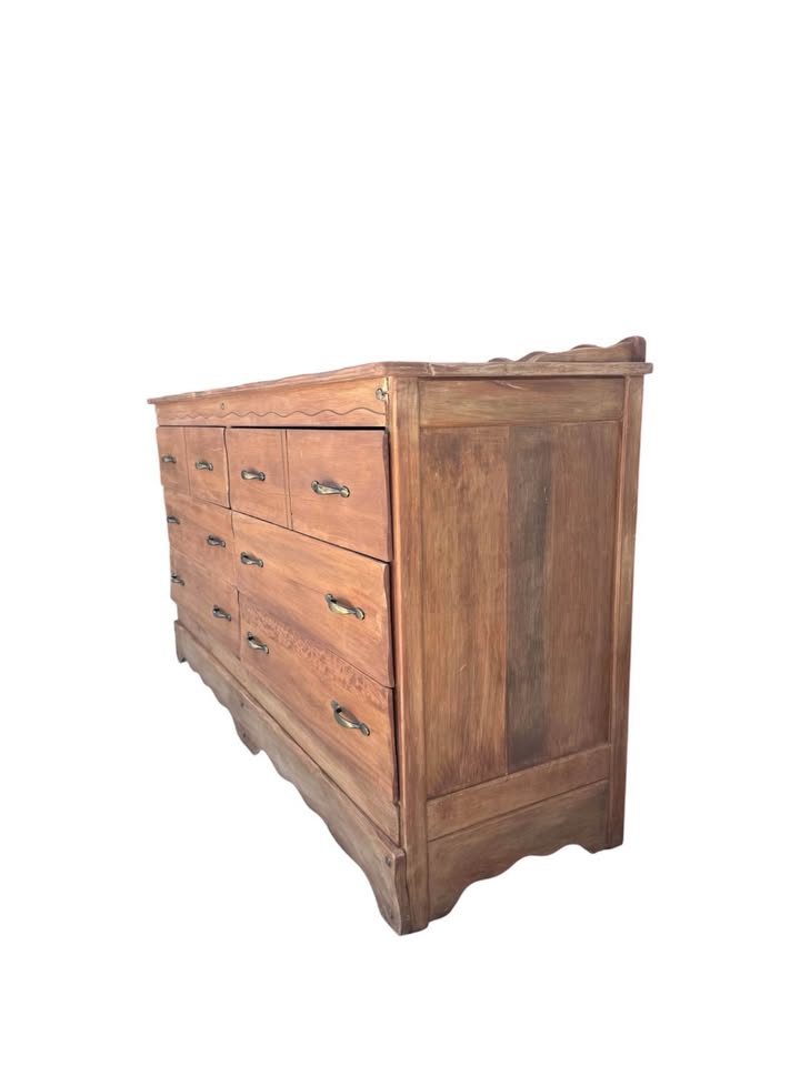 Vintage English Provincial 6-Drawer Dresser Credenza w/Organic Scalloped Apron & Gallery Back & Orig