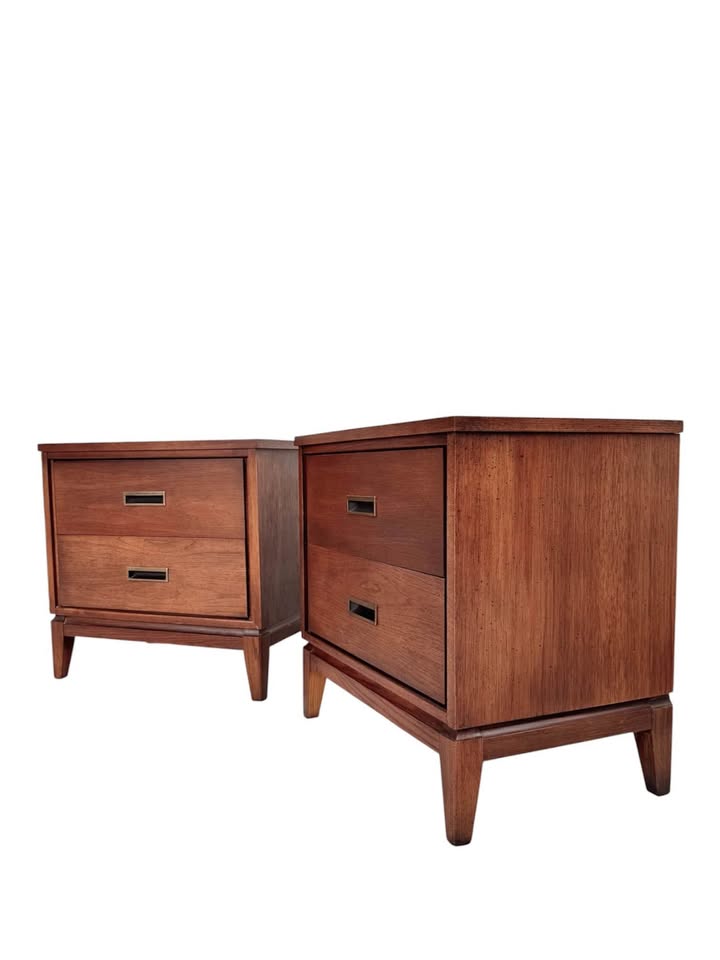 Pair of Vintage Mid Century 2-Drawer Walnut Nightstands w/Original Recessed Brass & Black Pulls & Ta