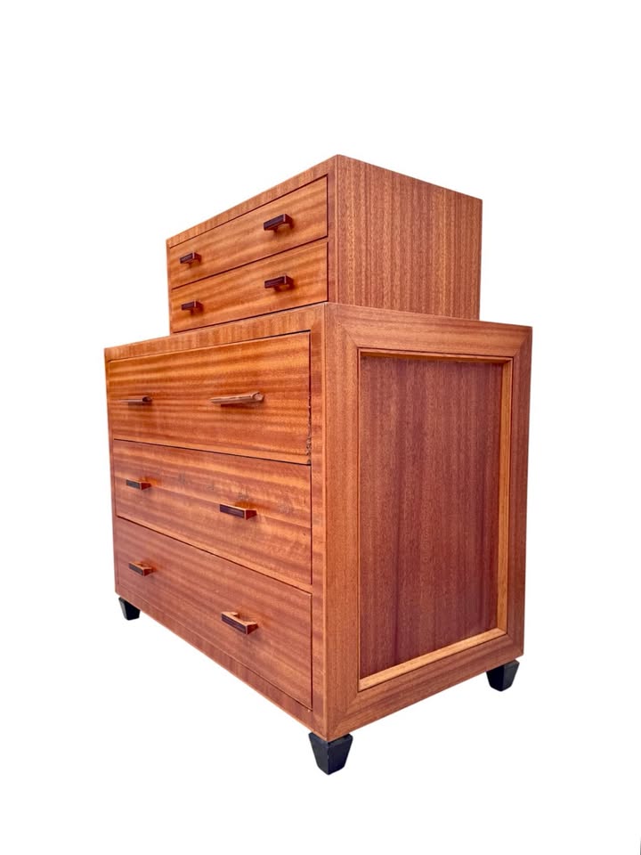 Vintage Mid Century 5-Drawer Teak Wood Chest of Drawers w/Integrated Hand Sculpted Drawer Pulls, Sha