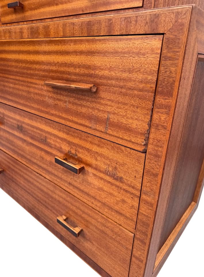 Vintage Mid Century 5-Drawer Teak Wood Chest of Drawers w/Integrated Hand Sculpted Drawer Pulls, Sha