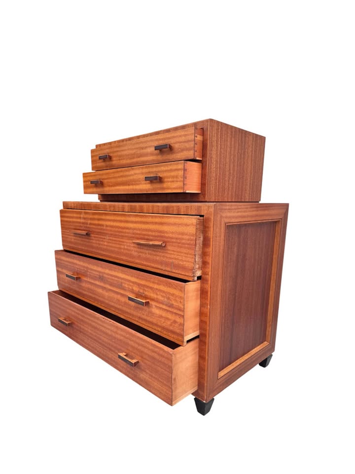 Vintage Mid Century 5-Drawer Teak Wood Chest of Drawers w/Integrated Hand Sculpted Drawer Pulls, Sha