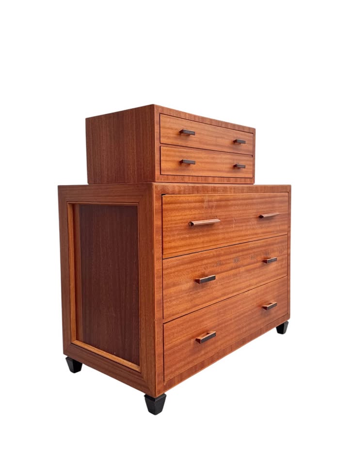 Vintage Mid Century 5-Drawer Teak Wood Chest of Drawers w/Integrated Hand Sculpted Drawer Pulls, Sha