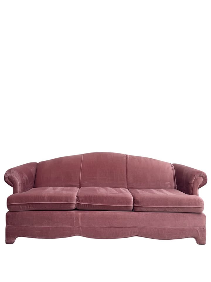 Vintage Mid Century Hollywood Regency Mauve Velvet 3-Seater Sofa Couch w/Channeled Camel Back, Rolle