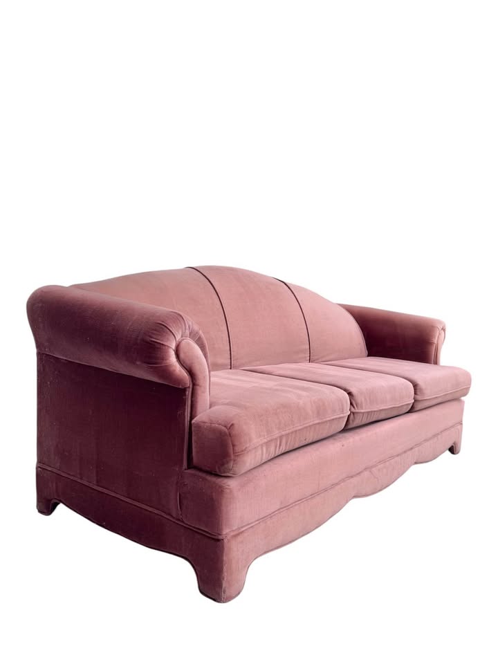 Vintage Mid Century Hollywood Regency Mauve Velvet 3-Seater Sofa Couch w/Channeled Camel Back, Rolle