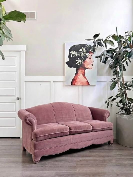 Vintage Mid Century Hollywood Regency Mauve Velvet 3-Seater Sofa Couch w/Channeled Camel Back, Rolle