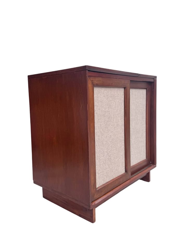 Modern Mid Century Style Record Player Turntable Stand w/Sliding Textured Panel Doors & Hidden Recor