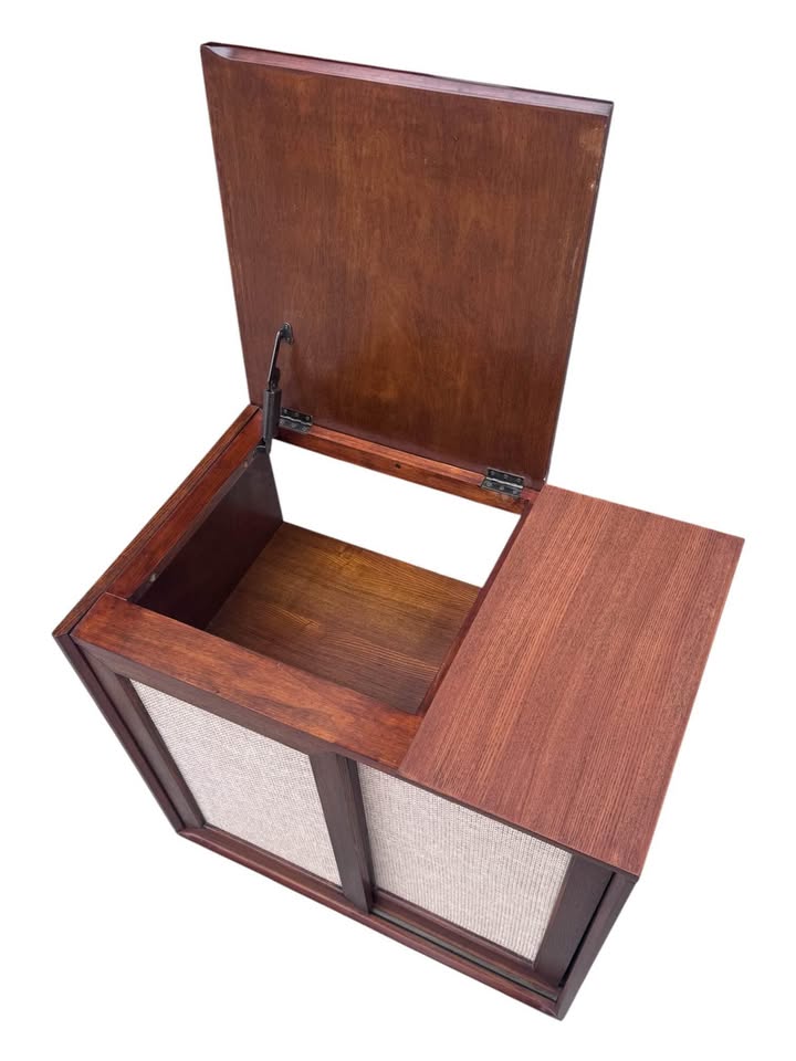 Modern Mid Century Style Record Player Turntable Stand w/Sliding Textured Panel Doors & Hidden Recor