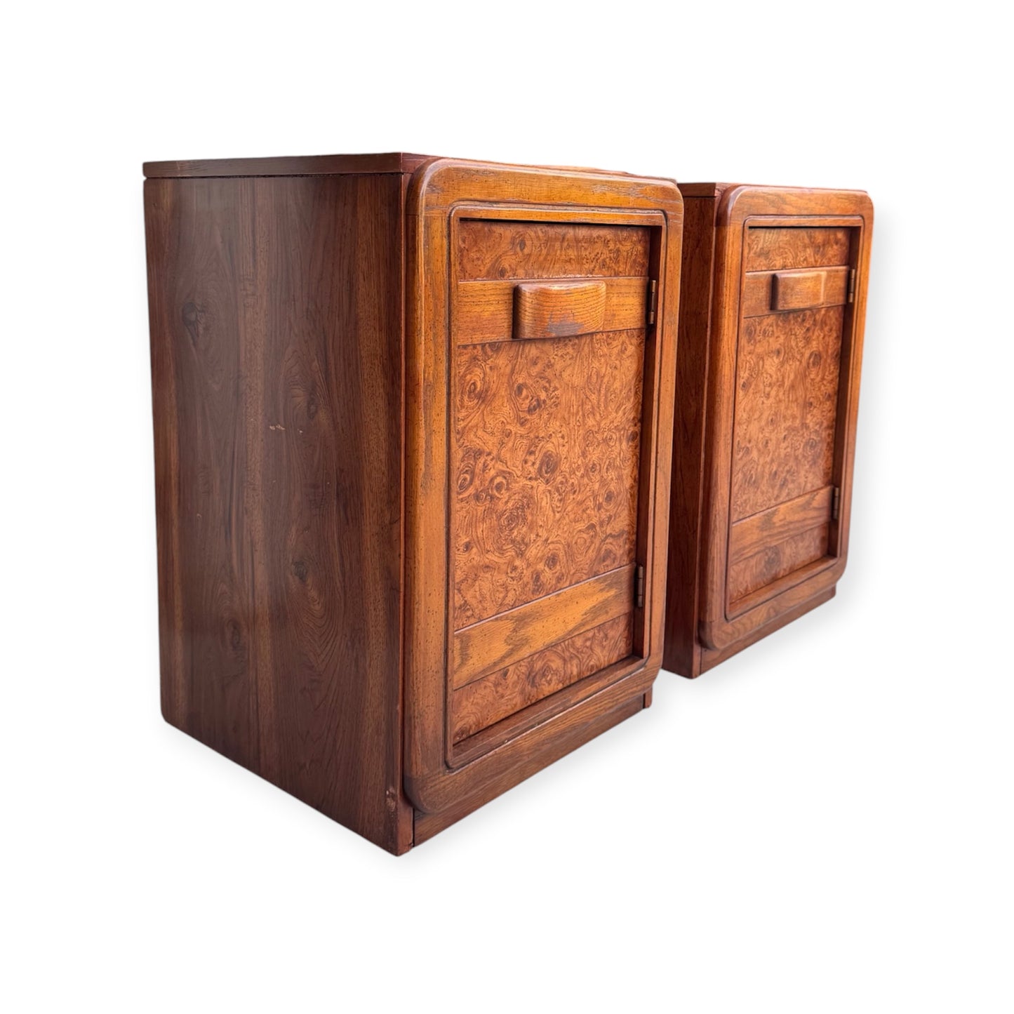 Pair of Vintage Burl Veneer Nightstands Bedside Tables w/Oak Wood Banded Facade, Hand Carved Pulls &amp; Rounded Edges by Lea Furniture